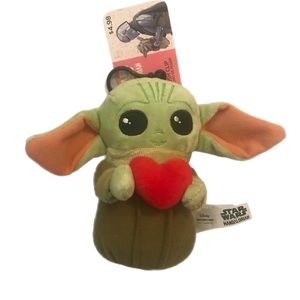 Disney Star Wars Mandalorian GROGU w/HEART 6" Valentine Plush Clip On NEW